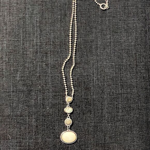 Kenneth Cole 4 Stone (Grey/Cream/Green/Brown ) Stacked Necklace. - Picture 3 of 5